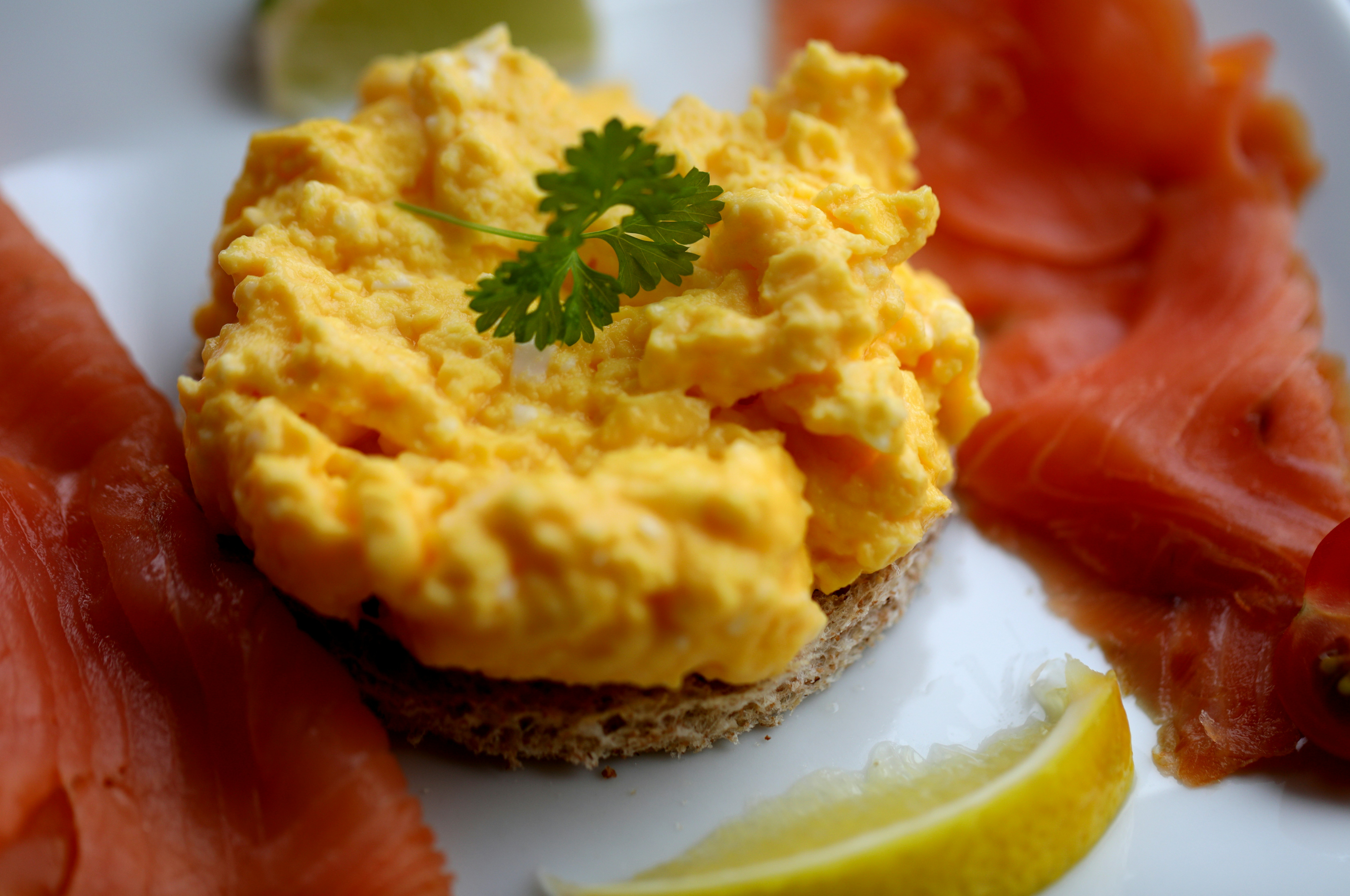 How to Cook Eggs Gently: What 40 Years in Cookware Taught Me