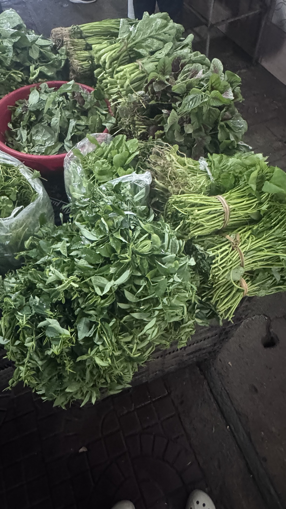 Why Vietnamese Morning Markets Changed the Way I Think About Healthy Cooking